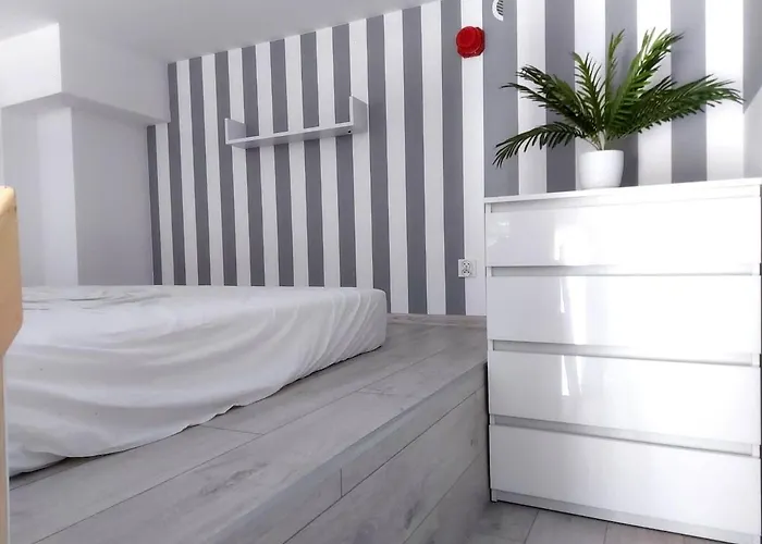 Z Antresola I Balkonem 20 아파트 브로츠와프